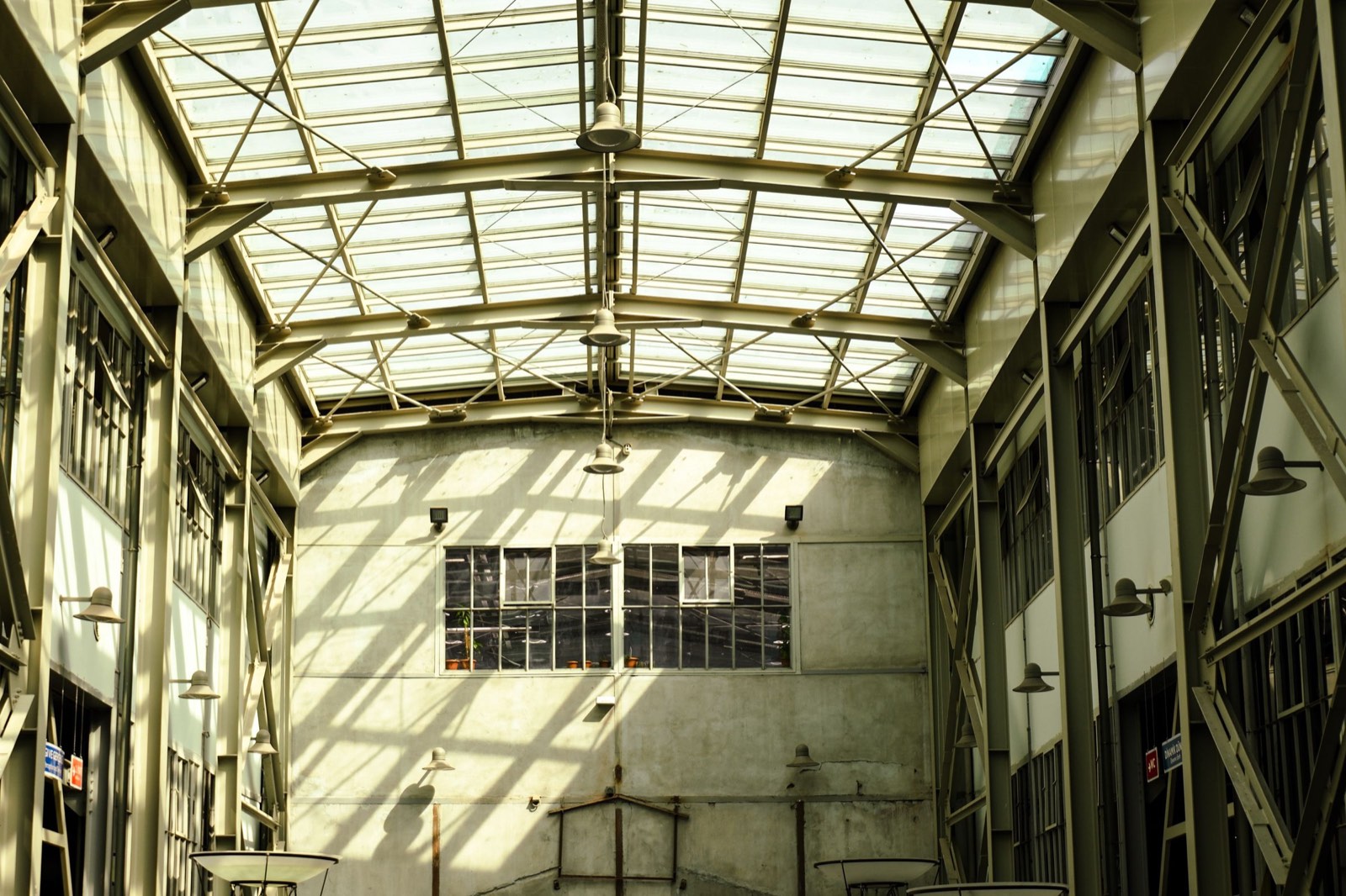 Clean, lease-ready warehouse interior